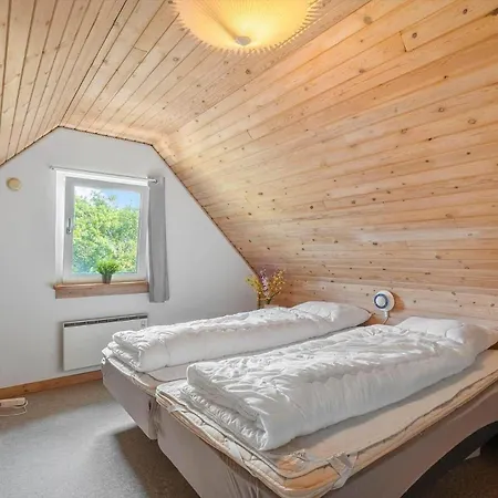 40423-ulfborg-helmklit-278 بيت للعطل *